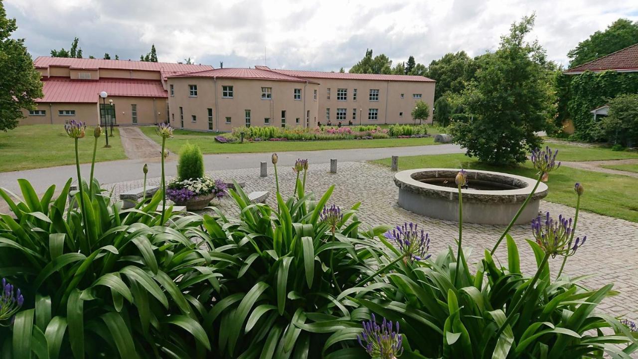 Lepaan Kartanon Toimela Aparthotel Exteriör bild